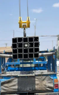 کارگر آهن فروشی