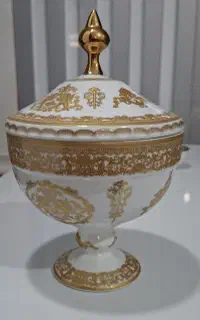 شکلات خوری درب دار برند لردشید