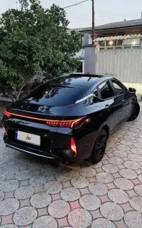 کی ام سی j7 در حد