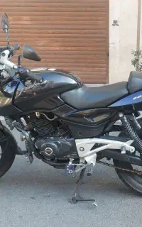 موتور پالس ۲۲۰ چراغ ug4