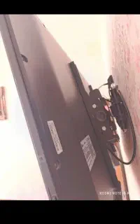 تلویزیون ۴۳ اینچ ال جی LG در حد نو کاملا سالم.