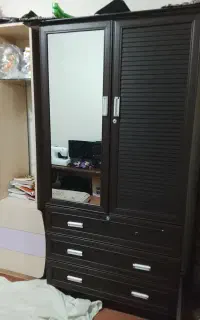 کمد رخت اویز