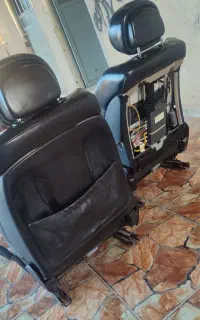 صندلی خلبانی برقی