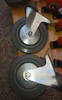 ابزارآلات چرخ بزرگ ۴ کوچک ۴