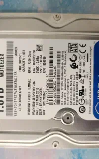 هارد یک ترا اینترنال و هارد ۲۵۶ ssd
