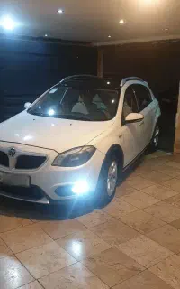 برلیانس320 کراس