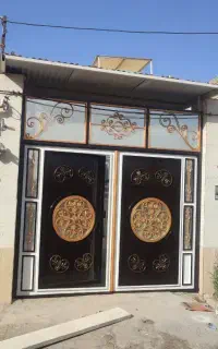 رنگ زنی در و پنجره