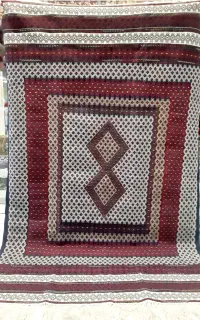 قالیچه سوزنی گلیم ریز بافت سیرجان اعلا و بی نظیر