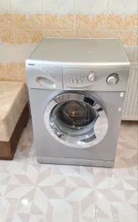 لباسشویی ۵ کیلویی اسنوا.