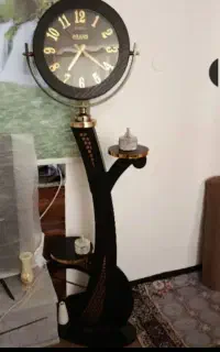 ساعت ایستاده