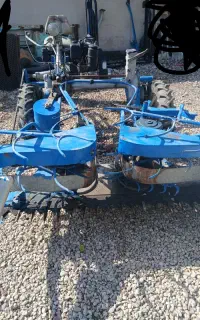 دروگر . گندم بر . علف چین