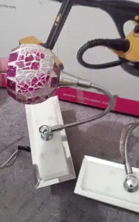 چراغ مطالعه   یا کنار تختی