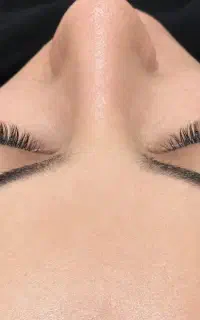 اکستنشن مژه و پرسینگ رایگان