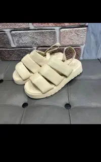 صندل زنانه