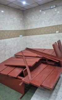 قفسه فلزی