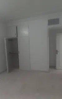 طبقه اول یک خوابه پشت بنیاد شهید بلوار شهید بهشتی