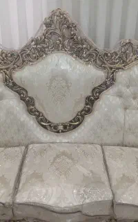 مبل ۹ نفره همراه میز عسلی