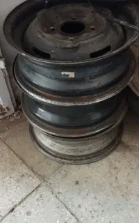 لوازم موتور سیکلت وماشین استوک