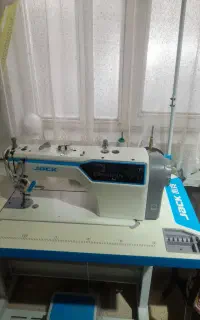 چرخ خیاطی صنعتی راسته دوز و سردوز صنعتی ۵نخ