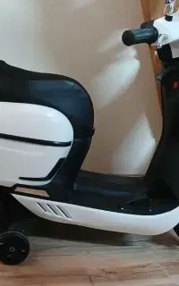 موتور شارژی وسپا سایز بزرگ مناسب تا ۶۰ کیلو