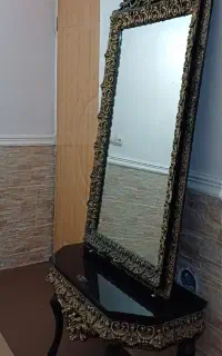 آینه  و کنسول