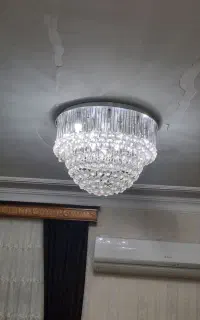 لوستر بزرگ بسیار تمیز در حد نو ۱۲ لامپ خور .