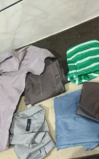 تعدادی رگال و پیراهن