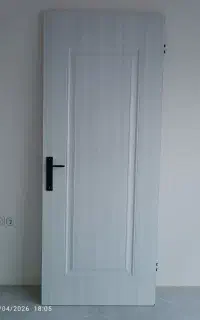 ۵ عدد درب ورودی اتاق و سرویس بهداشتی