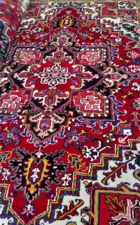 بافنده فرش دستبافت