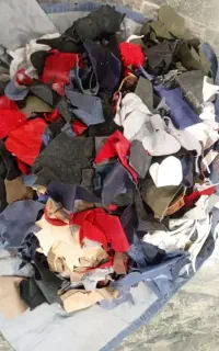 خرده چرم طبیعی کیلویی200هزار تومن