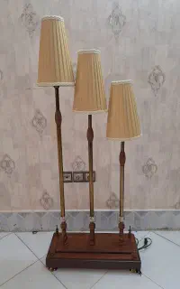 آباژور ایستاده سه پایه