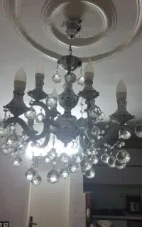 لوستر ۴ شاخه ۸ عدد لامپ میخوره