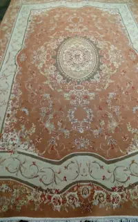 یک تخته فرش نه متری و یک تخته فرش شش متری ست