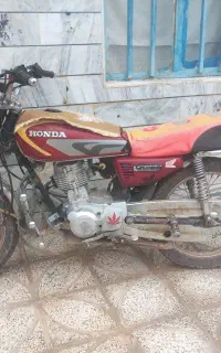 ماشین موتور 125 مدل 88 تمیز معاوضه با موتور