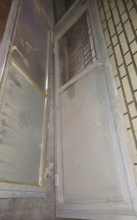 دو عدد در سرویس و حمام