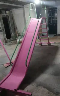 تاب و سرسره فلزی بزرگ