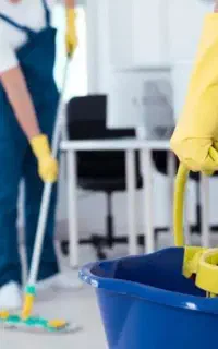 نظافتچی خانم