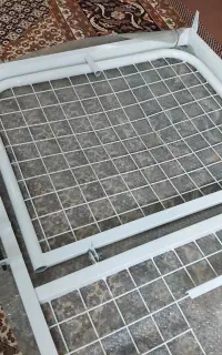 تخت بیمارستانی وبیمار