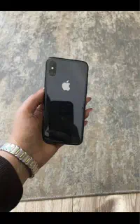 ایفونxکاملا سالم همراه با ۱۵تا گارد گوشی