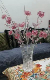 گلدان گل با گلهای کریستالی