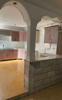 اجاره و رهن یک واحد طبقه بالا