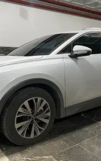 Audi Q5 etron ۲۰۲۴ تیپ۱
