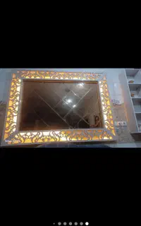 آینه با نور پردازی سی ان سی کار شده