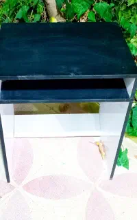 میز ناخن‌کار و میز تحریر