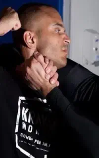 باشگاه.اموزش تخصصی دفاع شخصی خیابانی