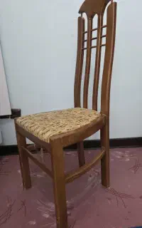 ۶عدد صندلی چوبی