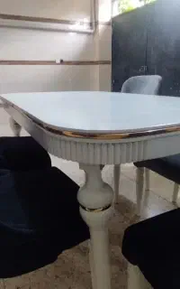میزناهارخوری