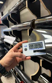 نصب شیشه دودی خودرو مناسبترین قیمت اردبیل
