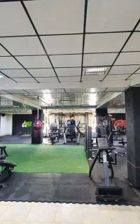 باشگاه بدنسازی و کراسفیت فیت شو