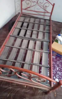تخت خواب فلزی بدون تشک
